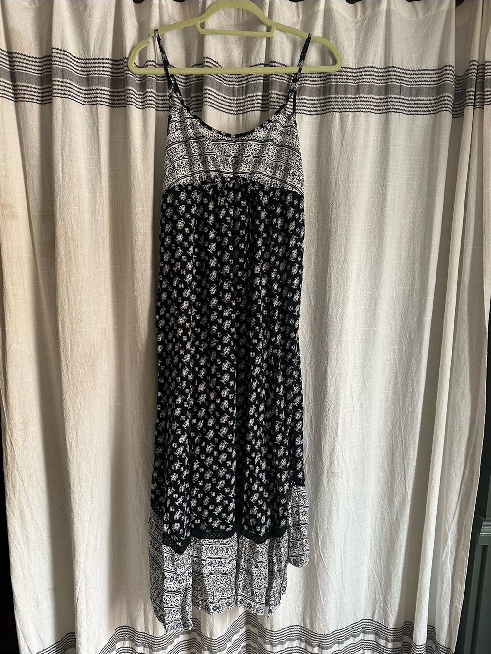 American Eagle cottagcore Printed Maxi Dress